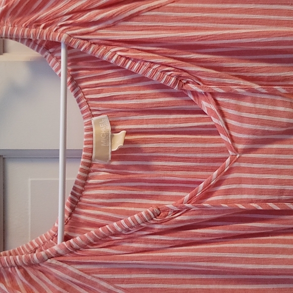 Linen Tunic - Picture 2 of 4